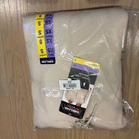 Costco Unisex logo Hoodie - Cream Color - NWT - Picture 4 of 4